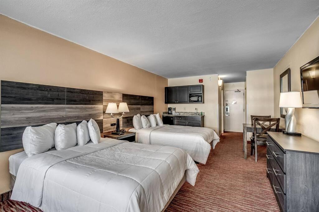 Remodeled Condo, Waterpark View At Landmark Resort Myrtle Beach Exterior photo